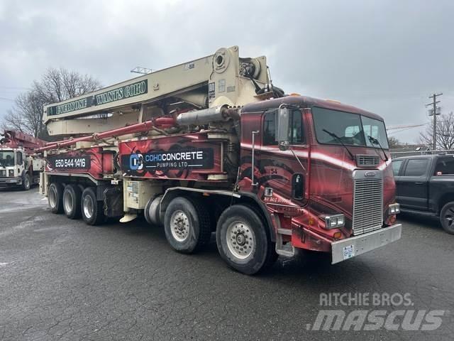 Freightliner  Kravas mašīna- betona sūknis
