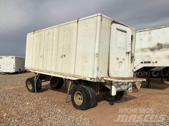 Fruehauf M244 Furgons
