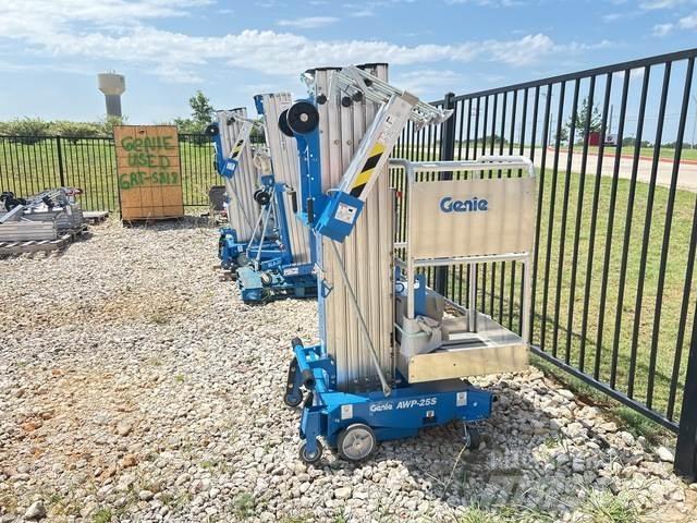 Genie AWP-25S Vertikālie pacēlāji