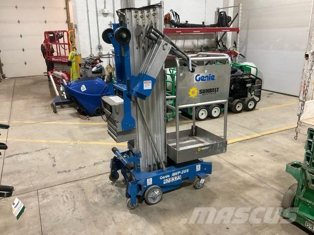 Genie AWP-25S Vertikālie pacēlāji