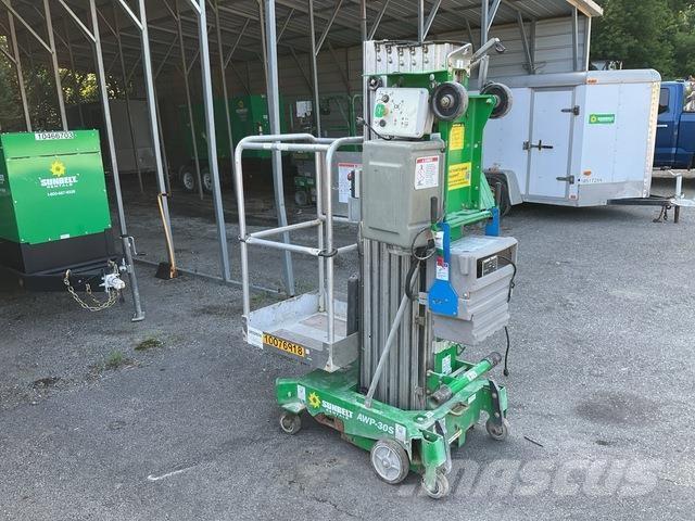 Genie AWP-30S Vertikālie pacēlāji