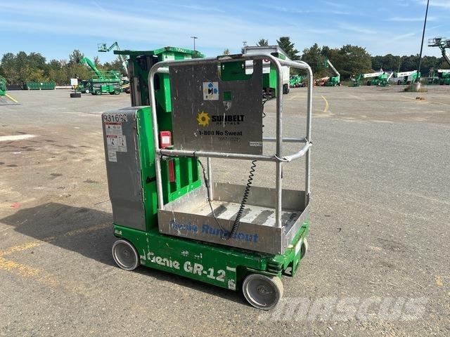 Genie GR-12 Vertikālie pacēlāji