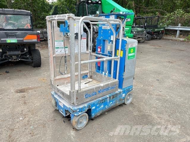 Genie GR-15 Vertikālie pacēlāji