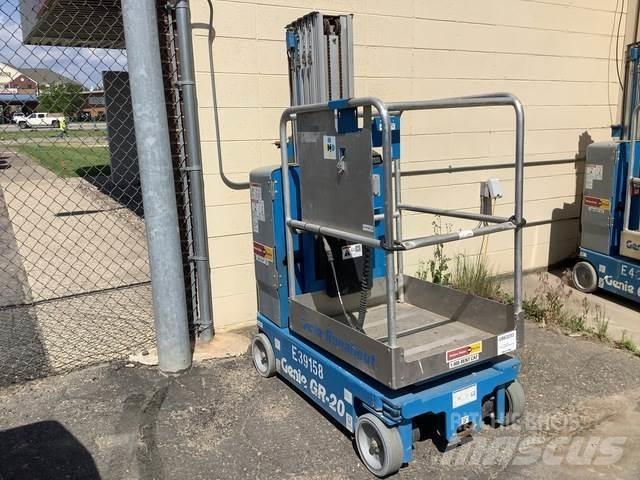 Genie GR-20 Vertikālie pacēlāji