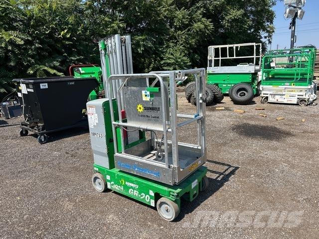 Genie GR-20 Vertikālie pacēlāji
