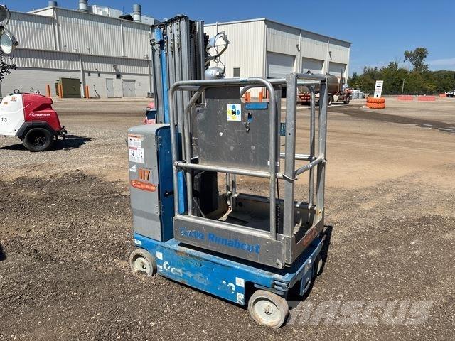 Genie GR-20 Vertikālie pacēlāji