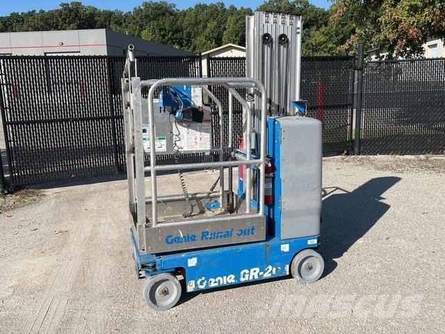 Genie GR-20 Vertikālie pacēlāji