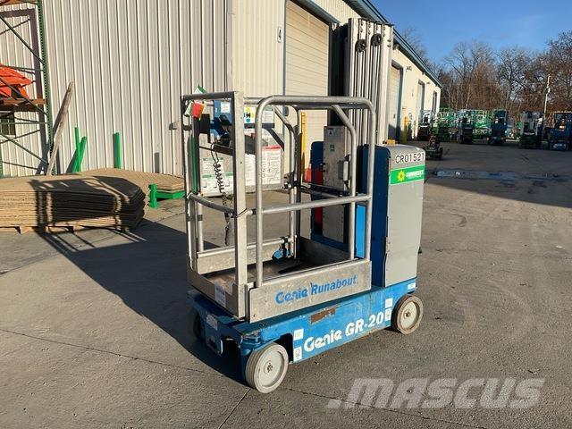 Genie GR-20 Vertikālie pacēlāji