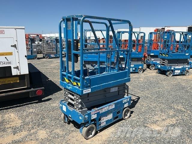 Genie GS-1330M Šķerveida pacēlāji