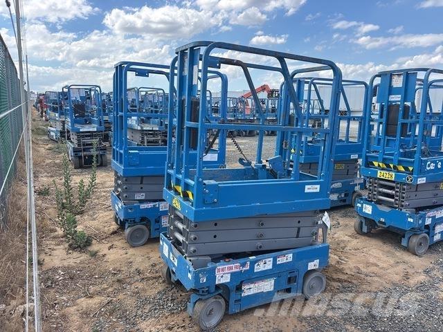 Genie GS-1330M Šķerveida pacēlāji