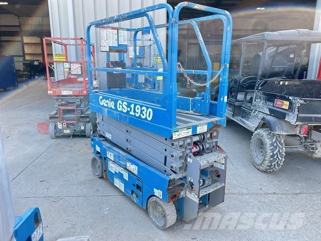 Genie GS-1930 Šķerveida pacēlāji