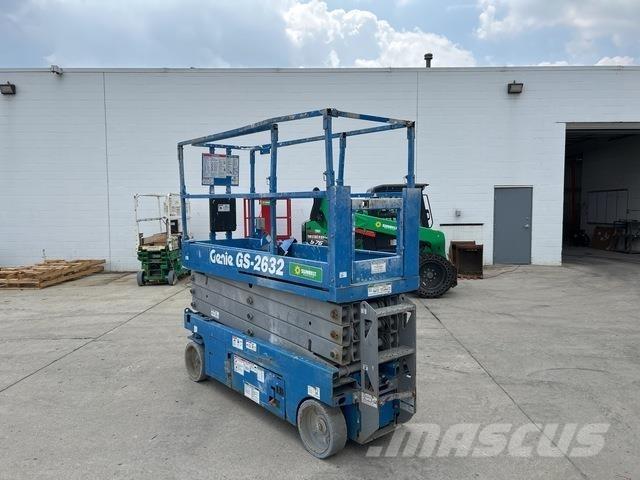 Genie GS-2632 Šķerveida pacēlāji