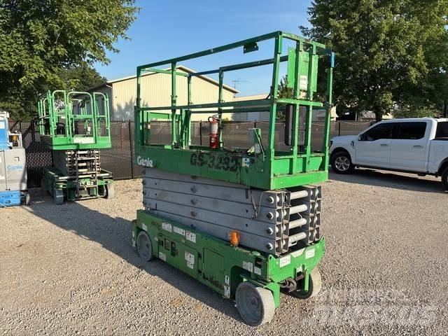 Genie GS-3232 Šķerveida pacēlāji