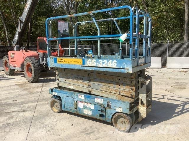 Genie GS-3246 Šķerveida pacēlāji