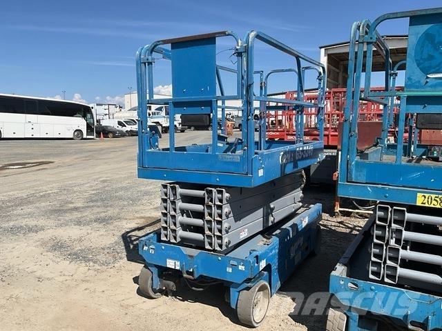 Genie GS-3246 Šķerveida pacēlāji