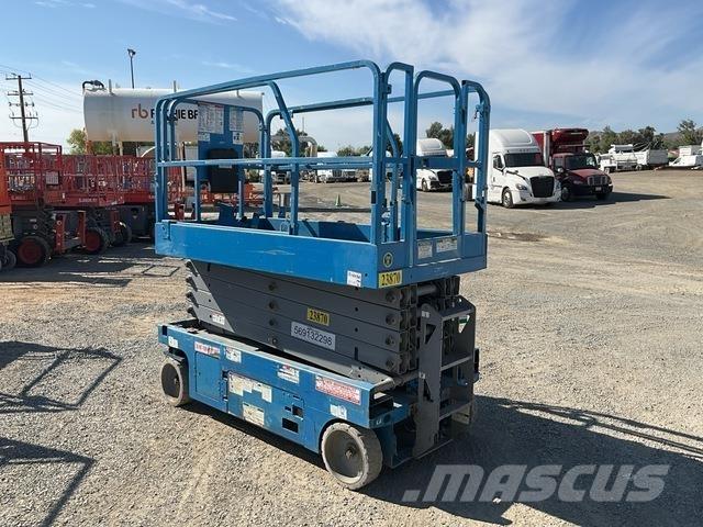 Genie GS-3246 Šķerveida pacēlāji