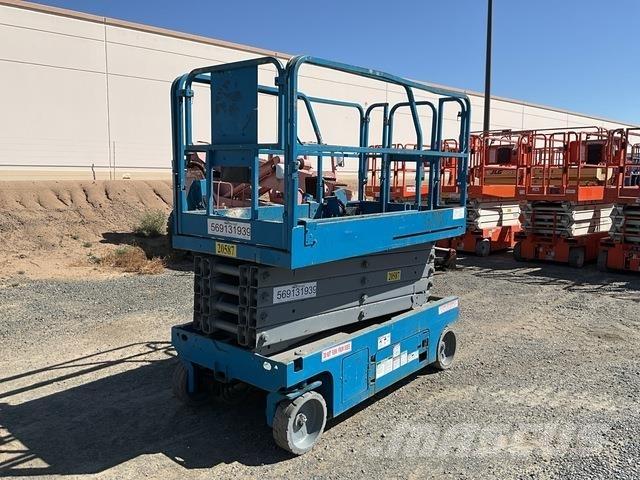 Genie GS-3246 Šķerveida pacēlāji