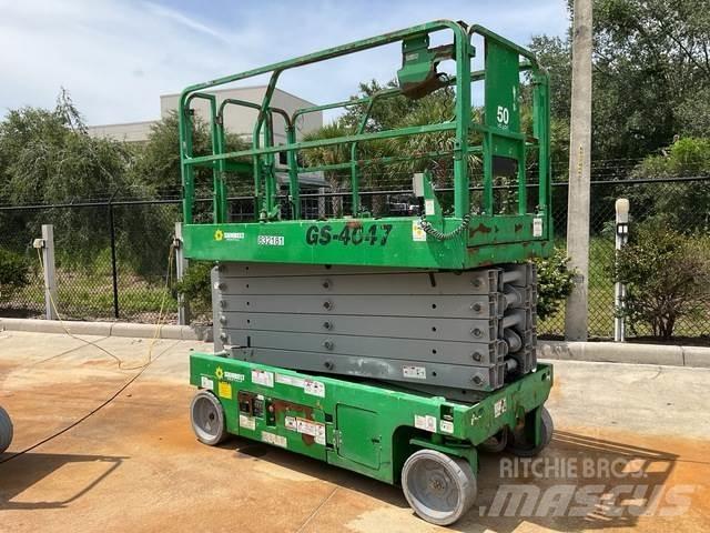 Genie GS-4047 Šķerveida pacēlāji