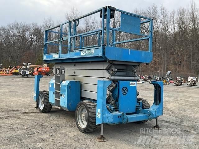 Genie GS-5390 Šķerveida pacēlāji