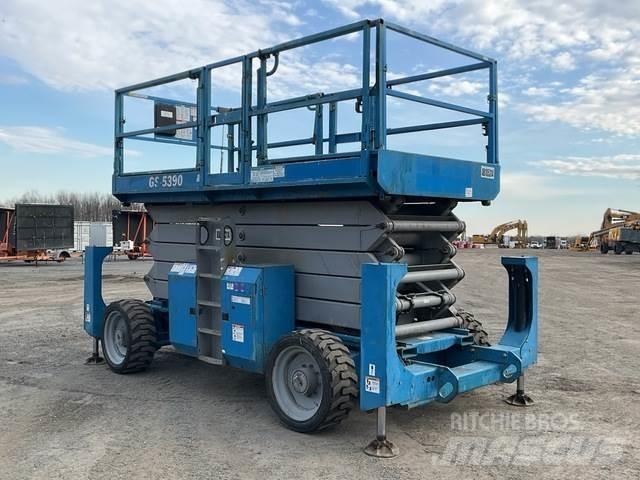 Genie GS-5390 Šķerveida pacēlāji
