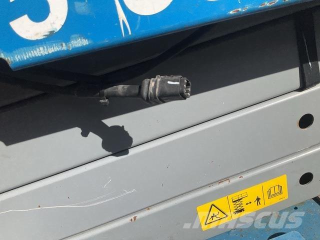 Genie GS1932 Šķerveida pacēlāji