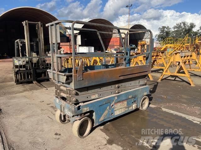 Genie GS2032 Šķerveida pacēlāji