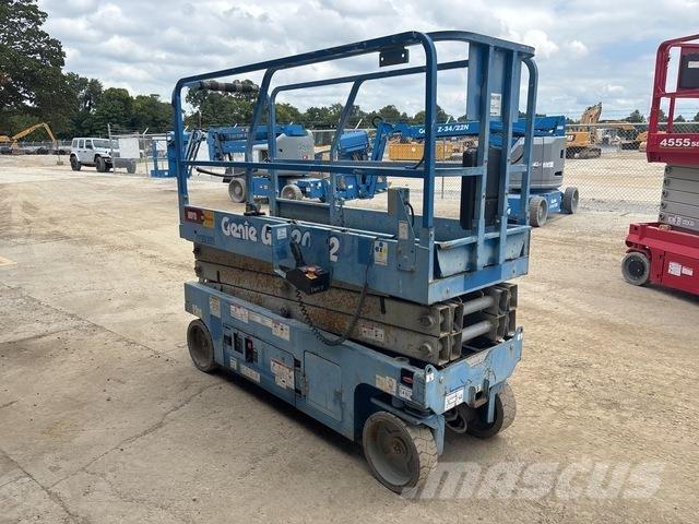 Genie GS2032 Šķerveida pacēlāji