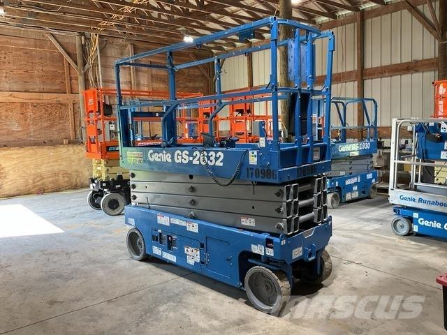 Genie GS2632 Šķerveida pacēlāji