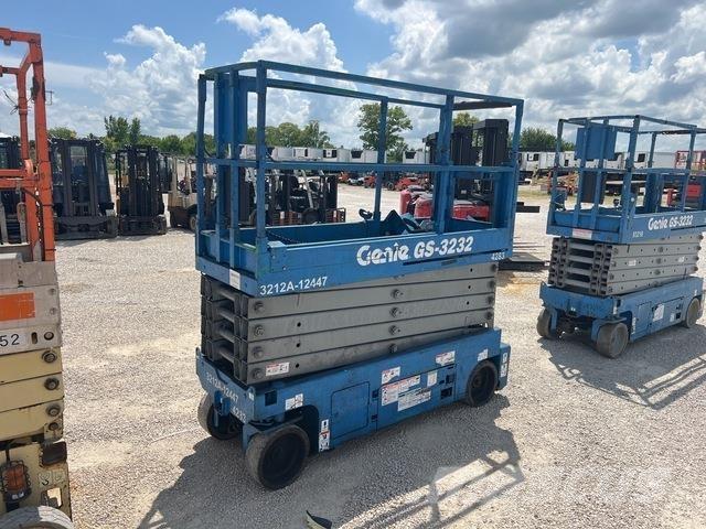 Genie GS3232 Šķerveida pacēlāji