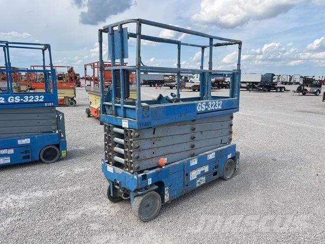 Genie GS3232 Šķerveida pacēlāji
