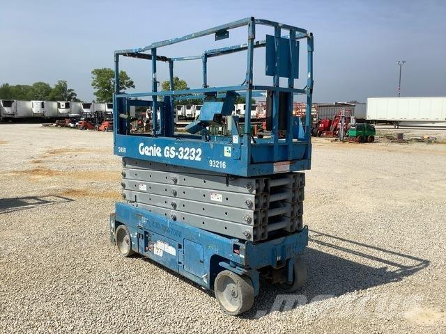 Genie GS3232 Šķerveida pacēlāji