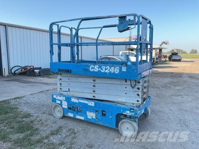 Genie GS3246 Šķerveida pacēlāji