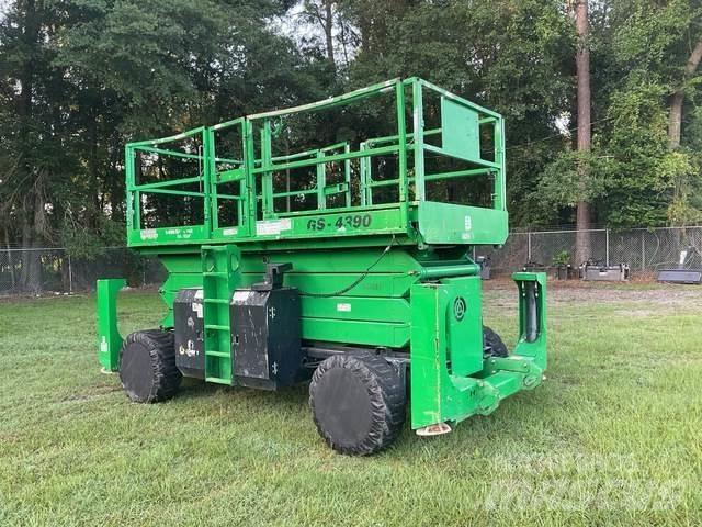 Genie GS4390RT Šķerveida pacēlāji