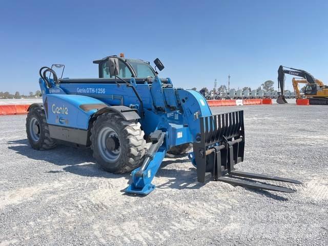 Genie GTH-1256 Teleskopiskie manipulatori