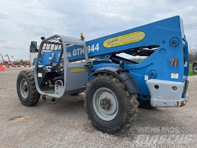 Genie GTH-844 Teleskopiskie manipulatori