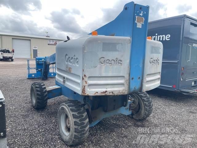 Genie S-45 Būvniecība- Citi