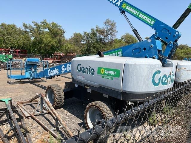 Genie S-60X Teleskopiskie pacēlāji