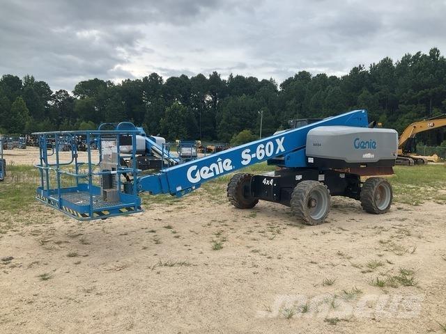 Genie S-60X Teleskopiskie pacēlāji