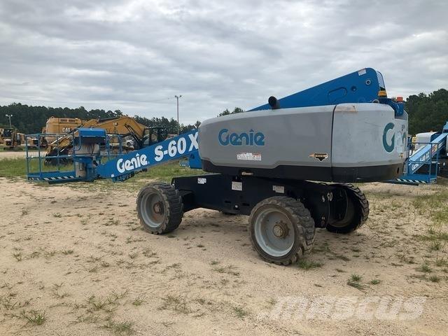 Genie S-60X Teleskopiskie pacēlāji