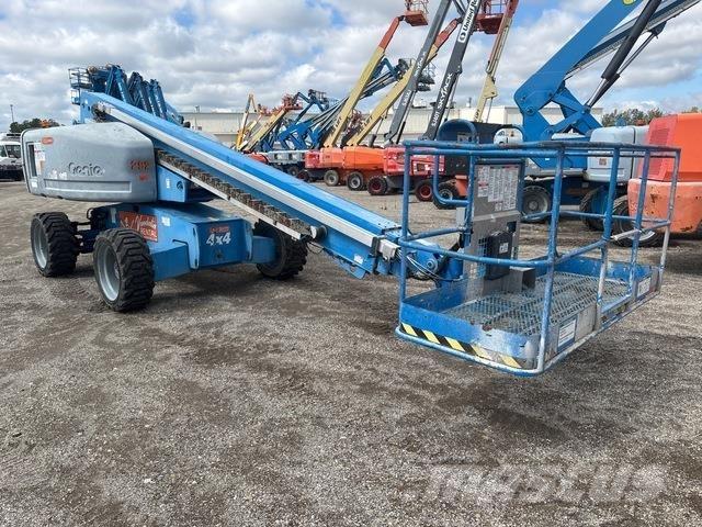 Genie S-60X Teleskopiskie pacēlāji