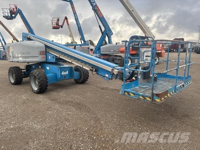 Genie S-60X Teleskopiskie pacēlāji