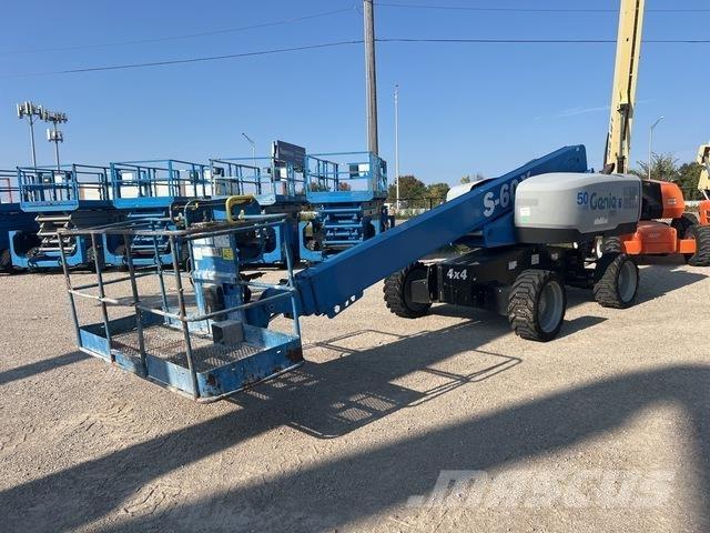 Genie S-60X Teleskopiskie pacēlāji