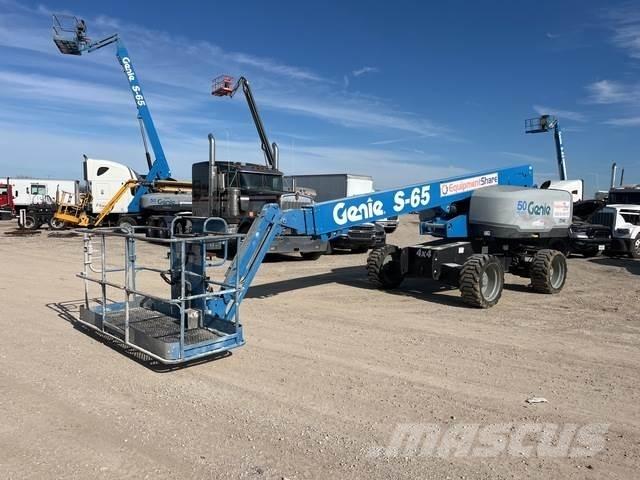 Genie S-65 Teleskopiskie pacēlāji