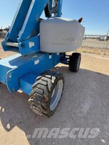 Genie S-65 Teleskopiskie pacēlāji