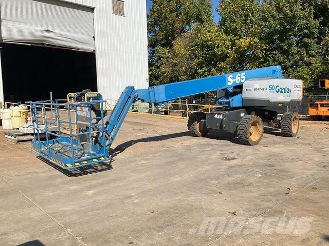 Genie S-65 Teleskopiskie pacēlāji