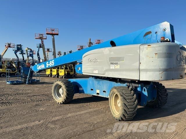 Genie S-85 Teleskopiskie pacēlāji