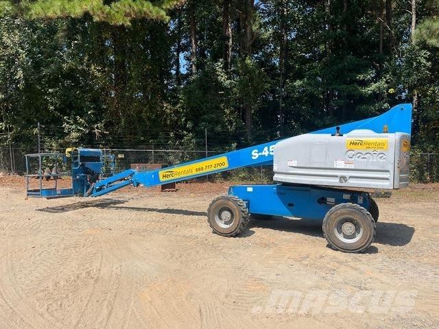 Genie S45 Teleskopiskie pacēlāji