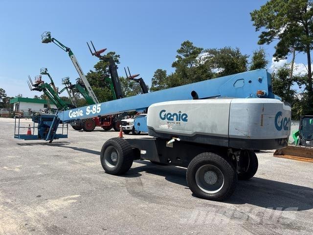 Genie S85 Teleskopiskie pacēlāji