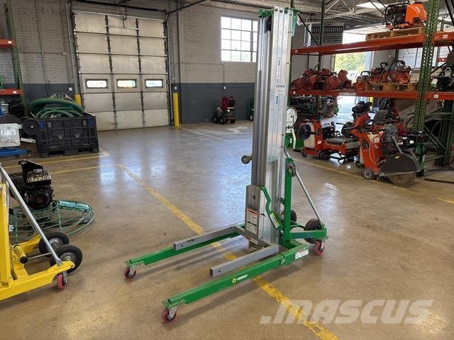 Genie SLC-18 Pacēlāji, vinčas un materiālu lifti