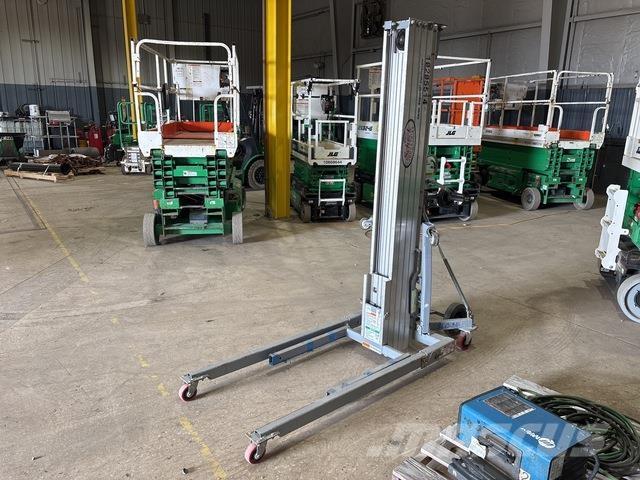 Genie SLC-24 Pacēlāji, vinčas un materiālu lifti